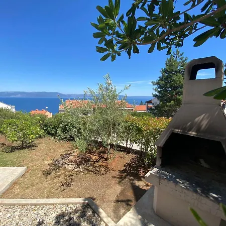 Apartment Ornela *